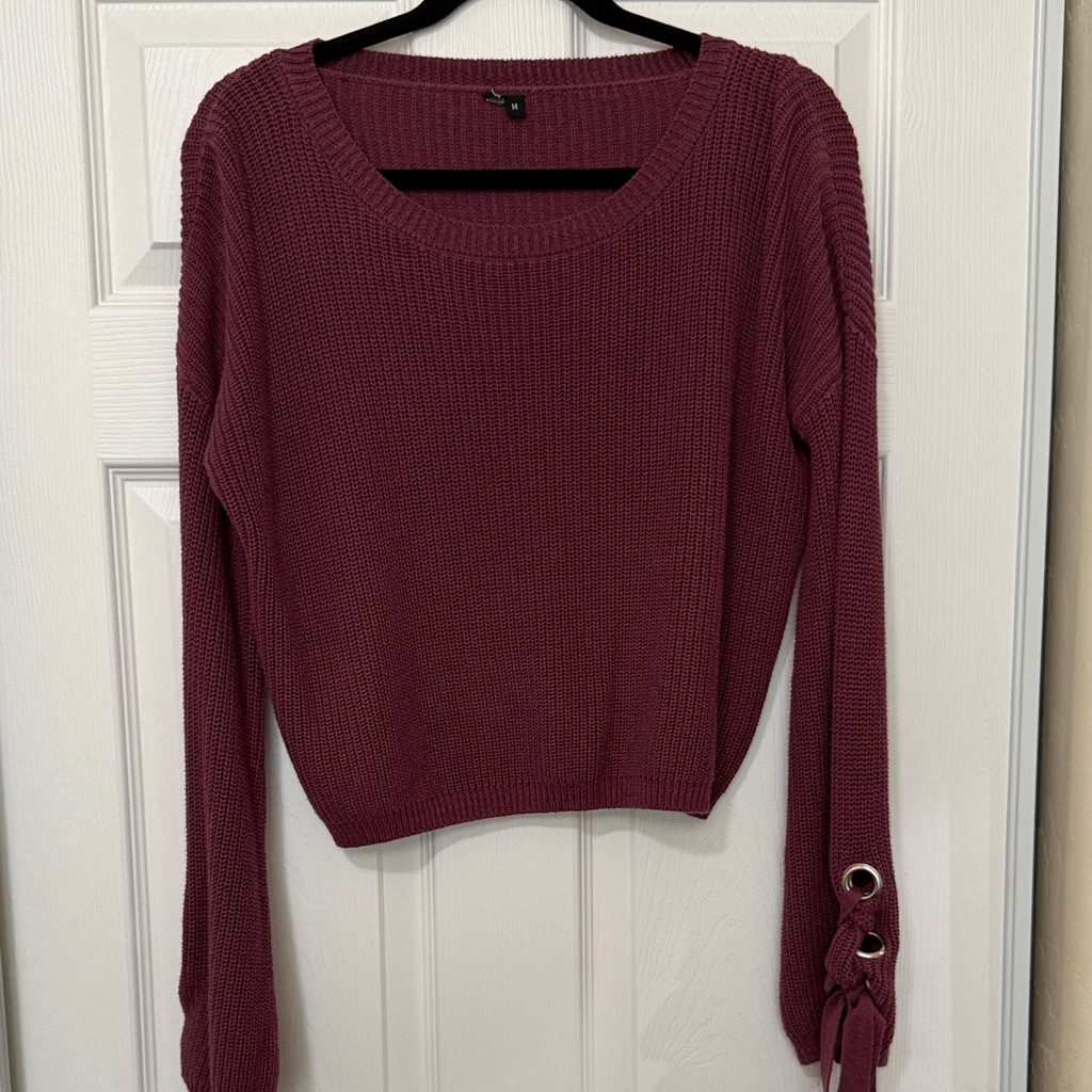 Women's Burgundy Sweater With Sleeve Detail